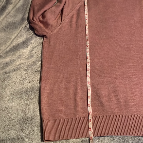 Banana Republic 100% merino wool sweater - Picture 7 of 7